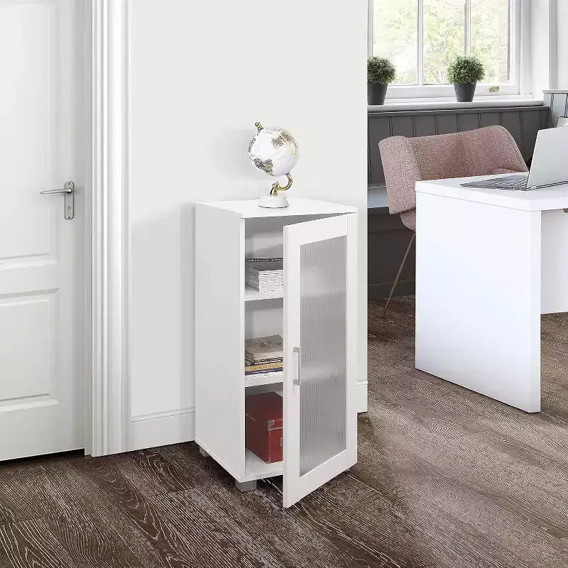 Credenza a Buffet d'Accento con Anta in Vetro Satinato e 2 Ripiani Regolabili