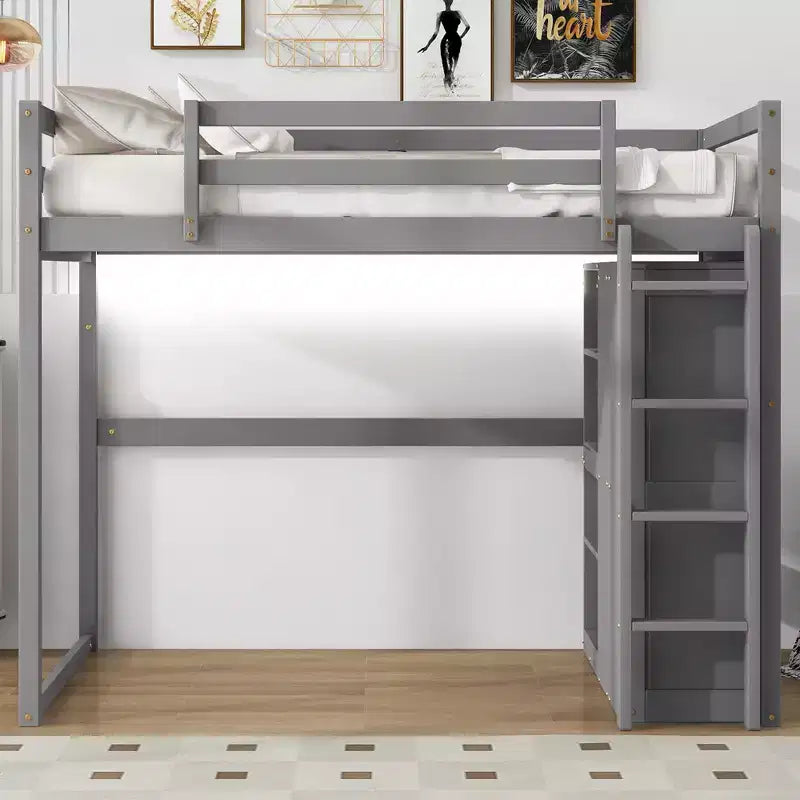 Letto a soppalco a grandezza naturale con armadio integrato, mensole portaoggetti e luce a LED, in legno di pino