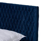 Letto a piattaforma Queen Mid-Century, velluto blu navy, testiera trapuntata a rombi, gambe affusolate
