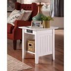 Tavolino da salotto Nantucket con 2 porte USB e 2 prese di corrente, legno massello, bianco