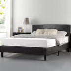 Struttura letto a piattaforma rivestita in ecopelle, nera, nessun box spring necessario