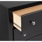 Comodino alto a 3 cassetti in grigio Drifted, MDF e pino, ferramenta antiribaltamento inclusa