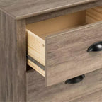Comodino alto a 3 cassetti in grigio Drifted, MDF e pino, ferramenta antiribaltamento inclusa